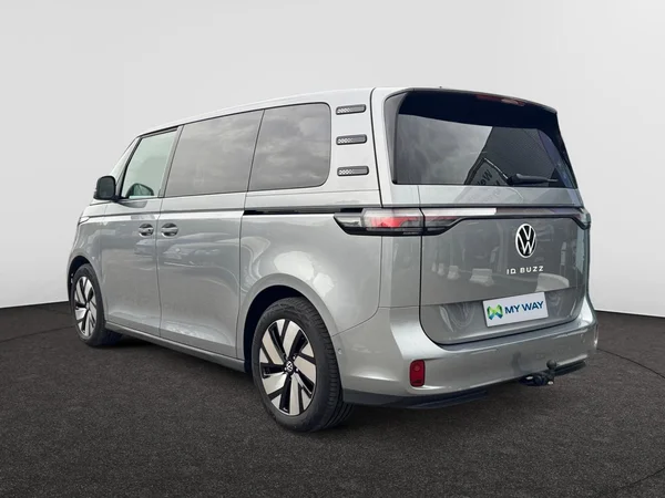 VOLKSWAGEN ID.Buzz (2023) — foto 6 van 19