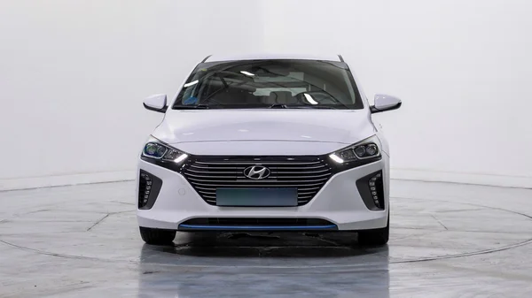 Hyundai Ioniq PHEV (2018) — foto 53 van 54