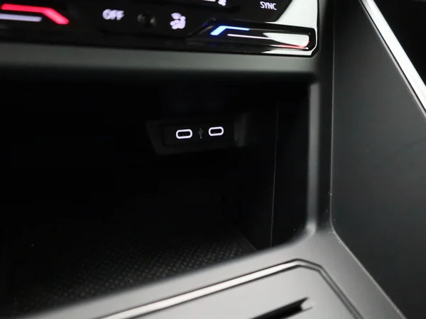 Volkswagen Taigo (2022) — foto 17 van 38