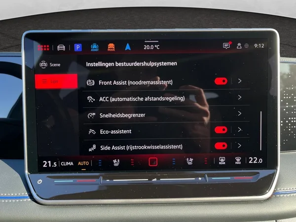 VOLKSWAGEN Tiguan (2026) — foto 8 van 22