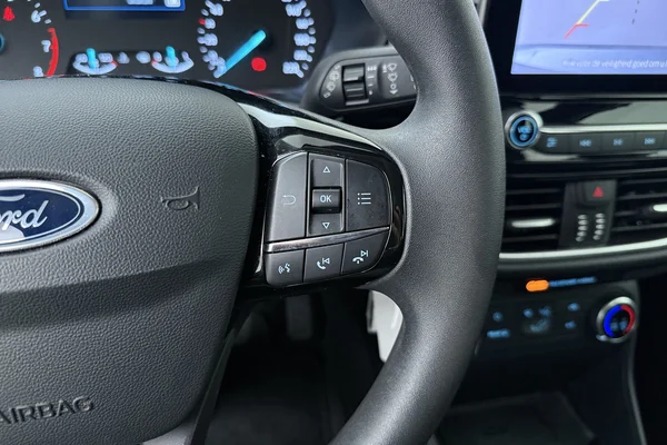 Ford Fiesta (2023) — foto 7 van 17