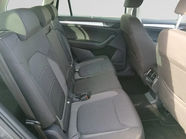 SKODA Kodiaq (2024) — foto 7 van 20