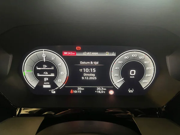 AUDI A3 Sportback PHEV (2025) — foto 8 van 24