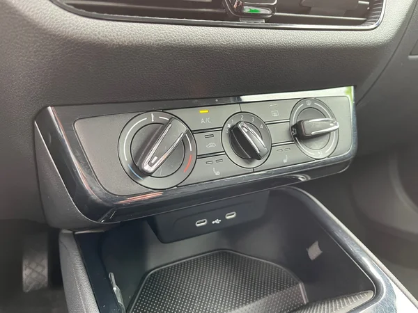 SKODA Fabia (2025) — foto 6 van 22