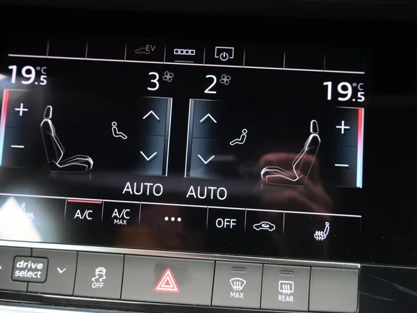 AUDI A6 SW PHEV (2020) — foto 13 van 32