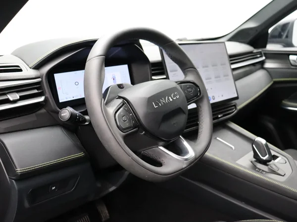 Lynk & Co 01 (2025) — foto 4 van 28