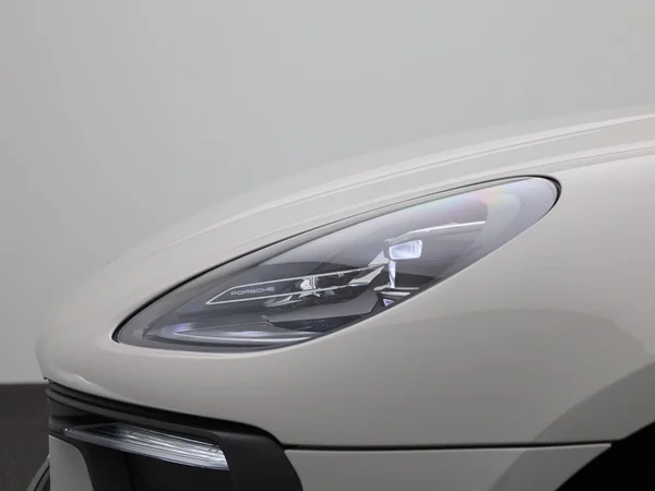 Porsche Macan (2022) — foto 8 van 60