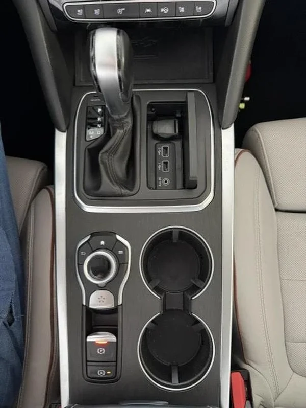 Renault Talisman (2021) — foto 6 van 17