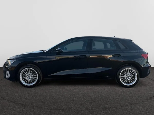 AUDI A3 Sportback PHEV (2022) — foto 3 van 14