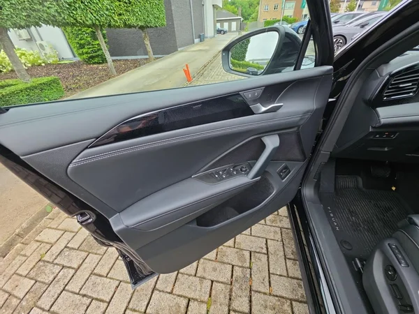 VOLKSWAGEN Tiguan (2026) — foto 7 van 24