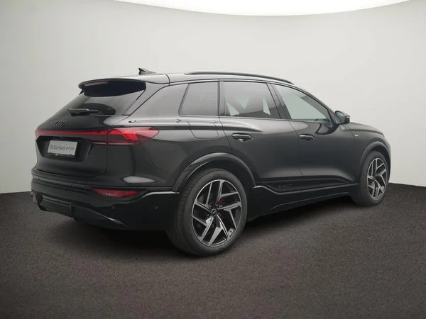 AUDI Q6 e-tron (2026) — foto 3 van 10