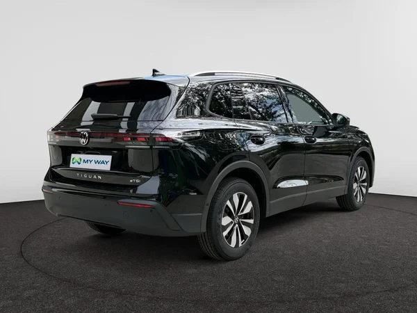 VOLKSWAGEN Tiguan (2026) — foto 20 van 24