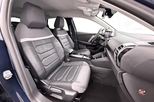 Citroen C4 (2024) — foto 7 van 25