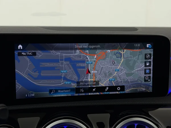 MERCEDES CLA 180 (2019) — foto 10 van 26