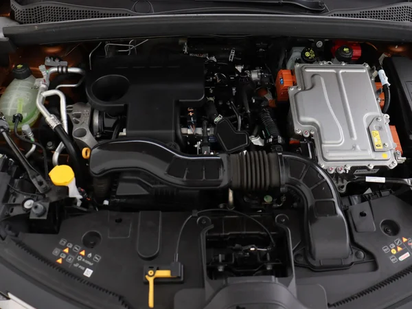 RENAULT Captur (2021) — foto 6 van 30