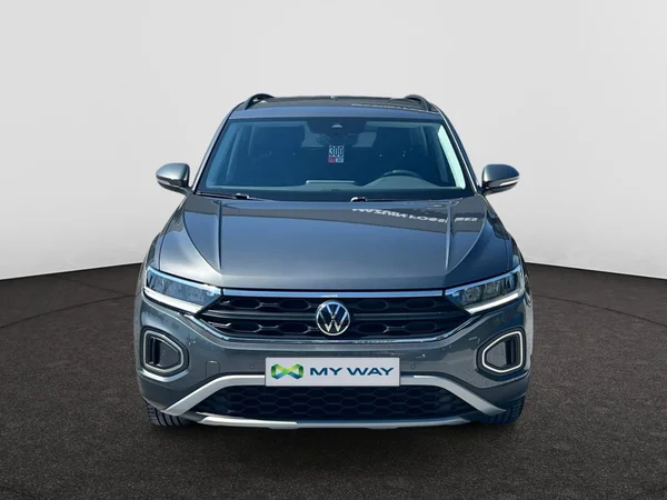 VOLKSWAGEN T-Roc (2022) — foto 12 van 18