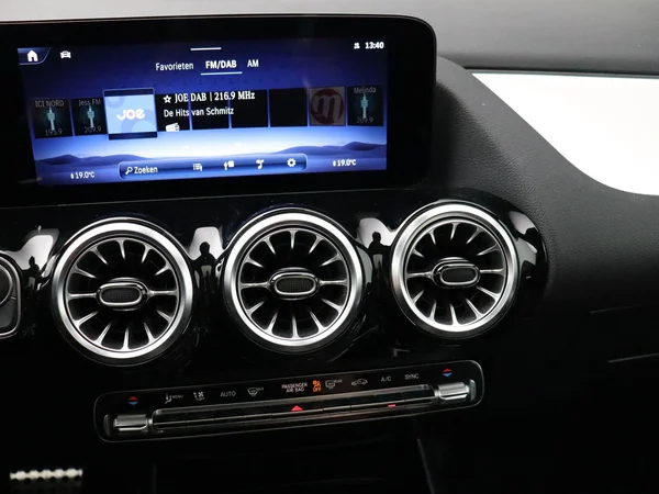 Mercedes-Benz B-Klasse (2023) — foto 7 van 32