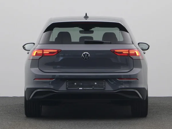 VOLKSWAGEN Golf VIII (2024) — foto 17 van 20