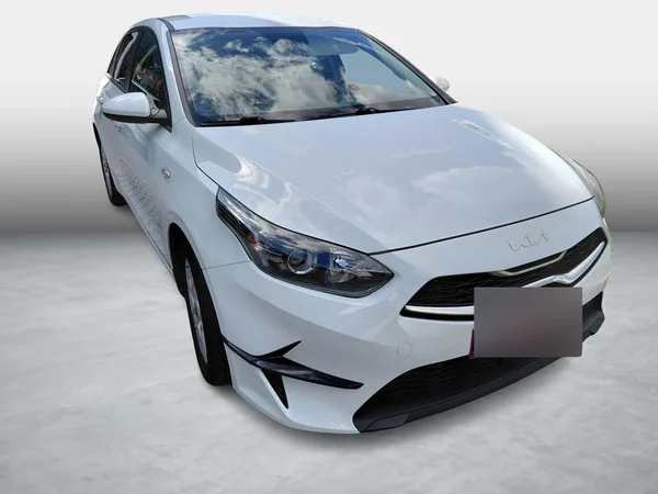 Kia cee'd (2022) — foto 17 van 19