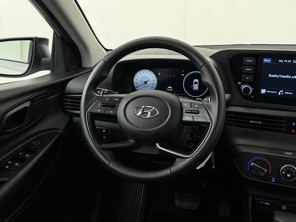 HYUNDAI i20 (2022) — foto 14 van 25