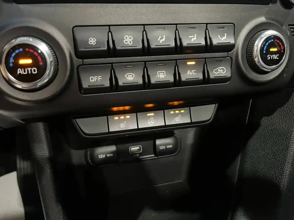 Kia Sportage (2021) — foto 6 van 22