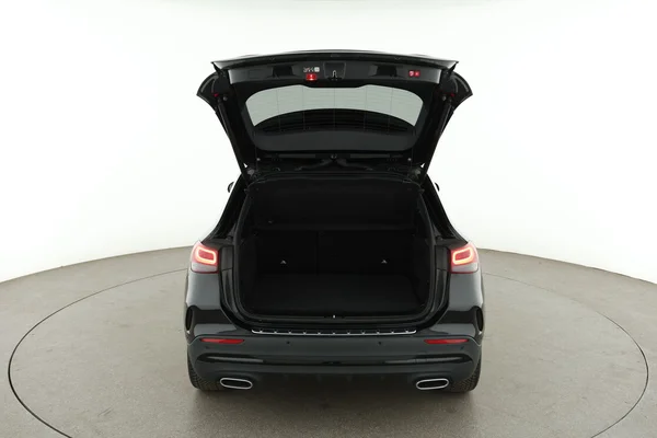 Mercedes-Benz GLA-Klasse (2023) — foto 7 van 16