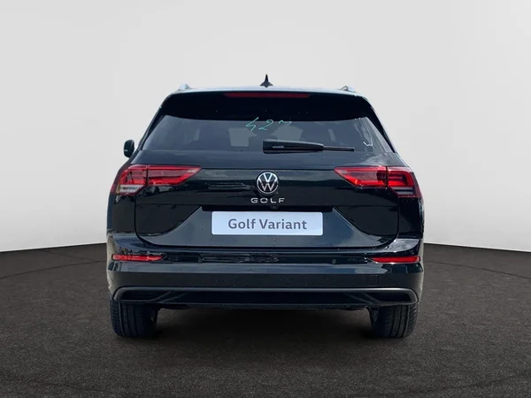 VOLKSWAGEN Golf VIII SW (2025) — foto 4 van 14