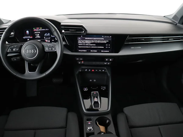 AUDI A3 Sportback (2025) — foto 15 van 18