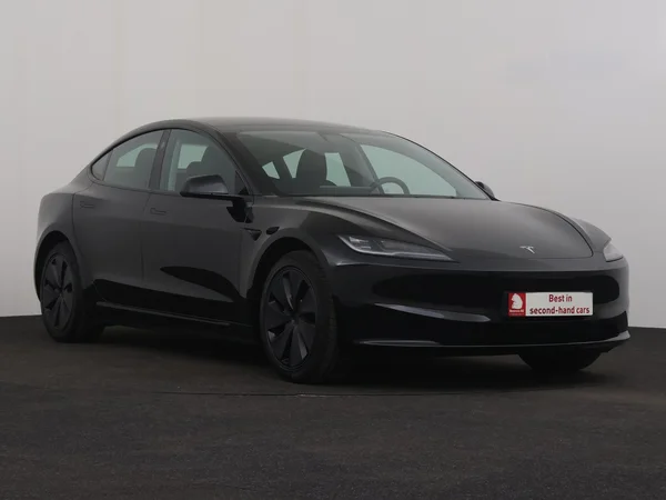 TESLA Model 3 (2025) — foto 25 van 30