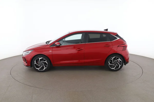 Hyundai i20 (2021) — foto 9 van 16