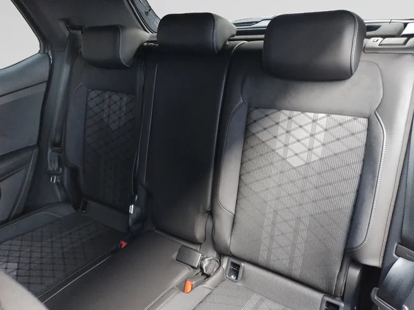 VOLKSWAGEN T-Cross (2025) — foto 4 van 16