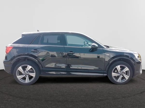 AUDI Q2 (2022) — foto 17 van 19