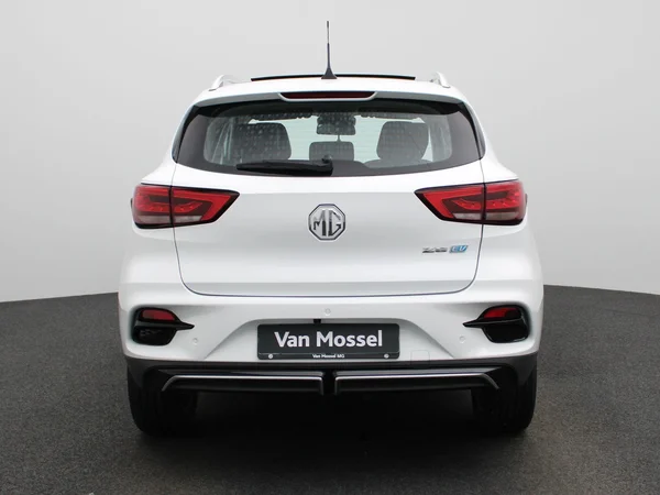 MG ZS EV (2022) — foto 43 van 47