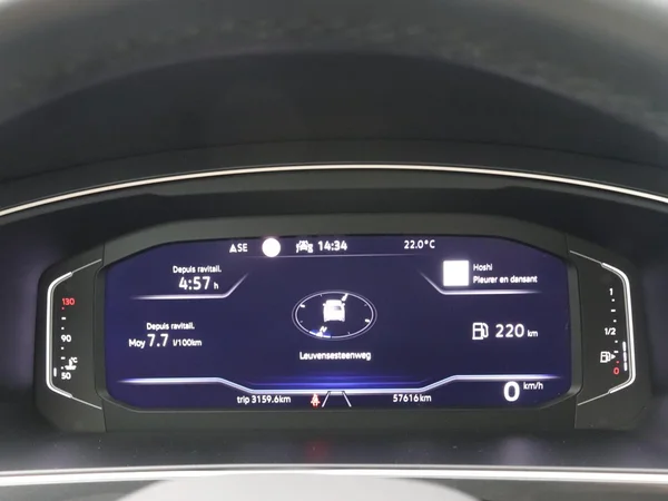 VOLKSWAGEN Tiguan Dsl (2022) — foto 13 van 22