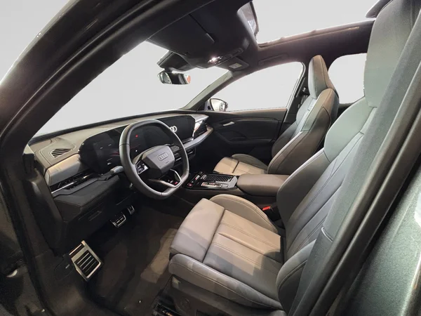 AUDI SQ6 e-tron (2026) — foto 9 van 24