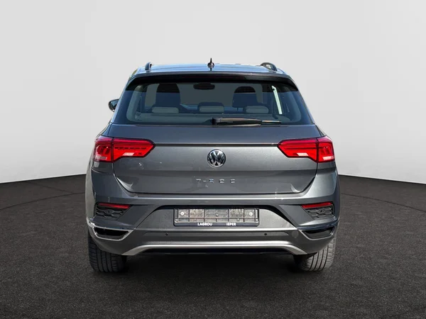 VOLKSWAGEN T-Roc (2020) — foto 16 van 21