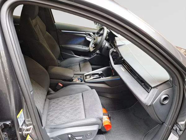 AUDI A3 Sportback PHEV (2025) — foto 16 van 24