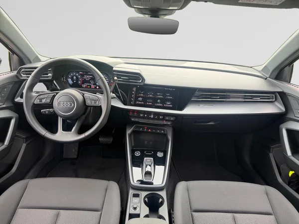 AUDI A3 Allstreet (2025) — foto 11 van 18