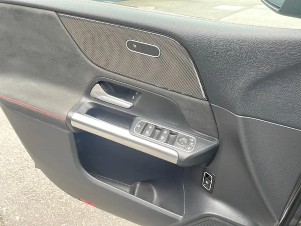 MERCEDES-BENZ B-Class Dsl (W247) (2019) — foto 3 van 19