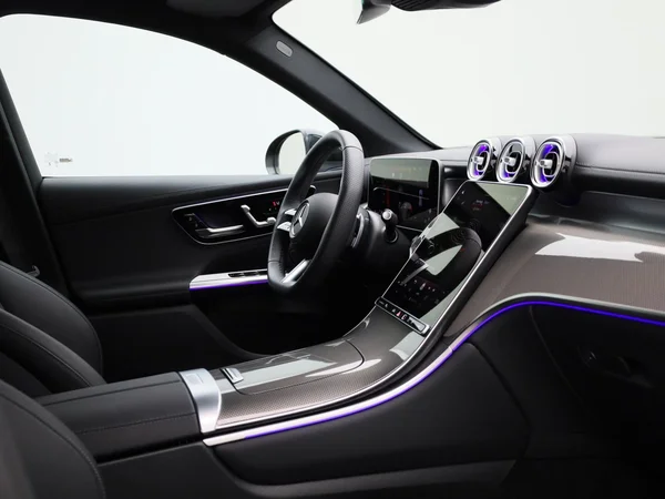 Mercedes-Benz GLC (2025) — foto 33 van 50