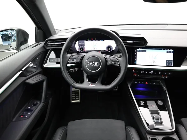 AUDI A3 Sportback (2022) — foto 6 van 24
