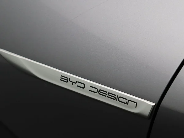 BYD ATTO 3 (2023) — foto 34 van 35