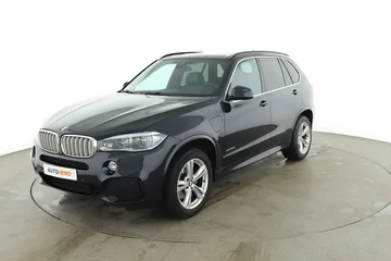 BMW X5 92c4e4a7-41b1-4d00-99f6-c0548b5b4146
