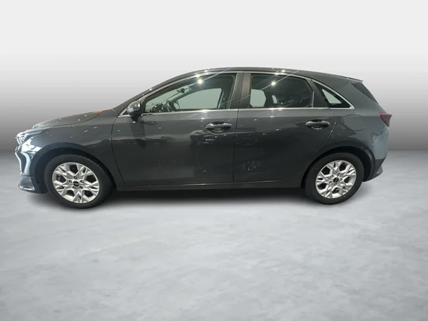 Kia cee'd (2023) — foto 20 van 26