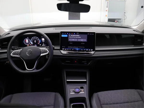 VOLKSWAGEN Tayron (2025) — foto 15 van 15