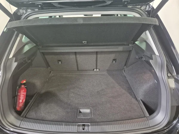 Volkswagen Tiguan (2018) — foto 22 van 23