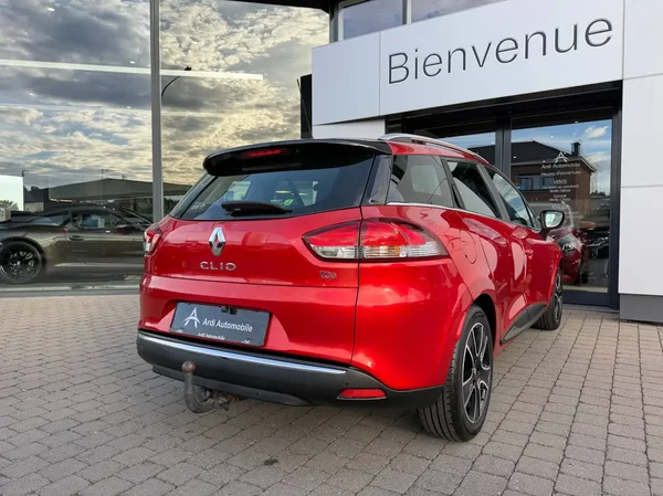 Renault Clio (2016) — foto 15 van 20