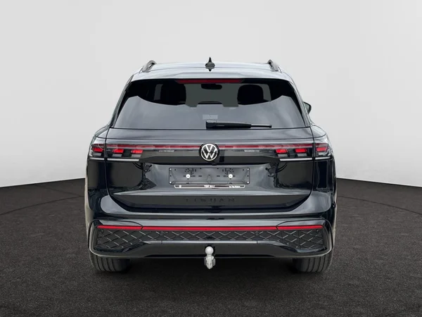 VOLKSWAGEN Tiguan (2025) — foto 13 van 22