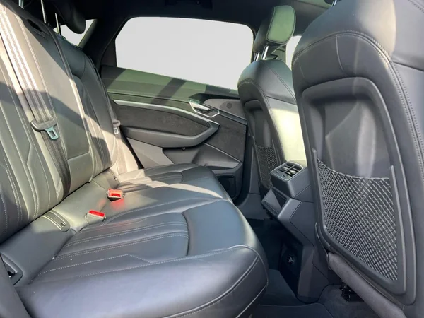 AUDI e-tron Sportback (2020) — foto 4 van 24