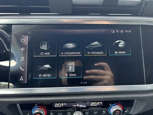 AUDI Q3 (2022) — foto 16 van 26